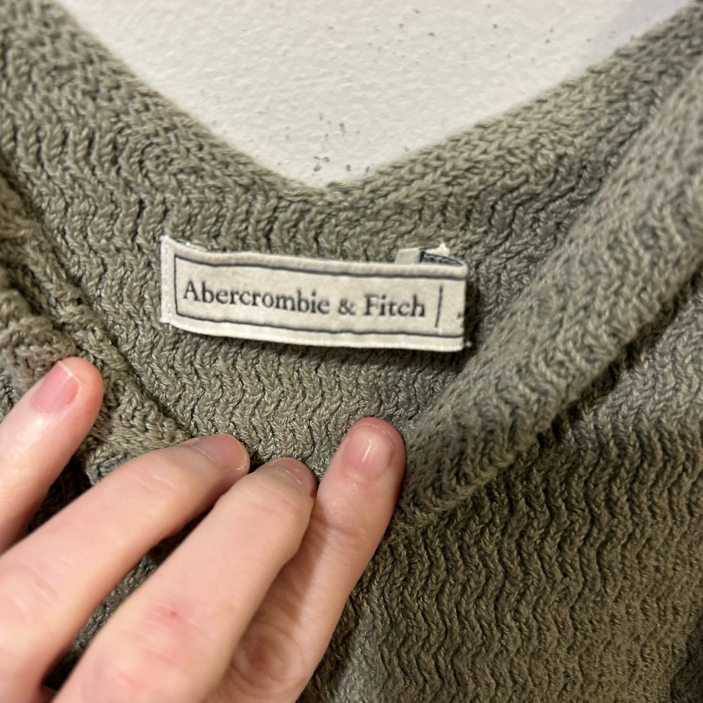 Abercrombie Olive Green Knit Women's Top Medium - Picture 5 of 6